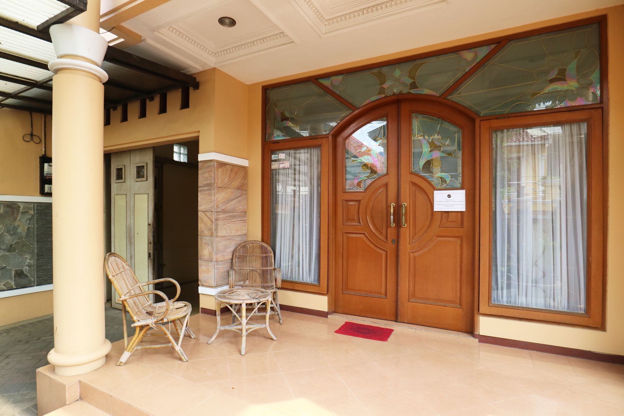 Maharani Guesthouse Tebet Syariah Jacarta Exterior foto